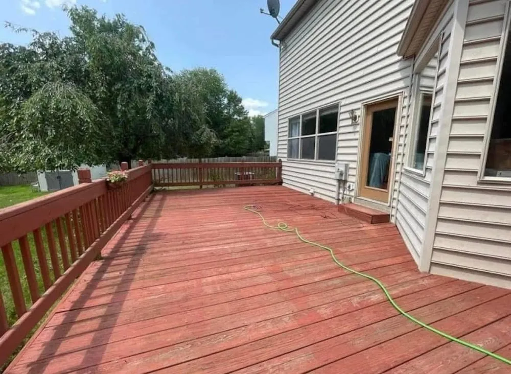 Custom lawn care service for homes in Columbus, OH by GatorBack Solutions