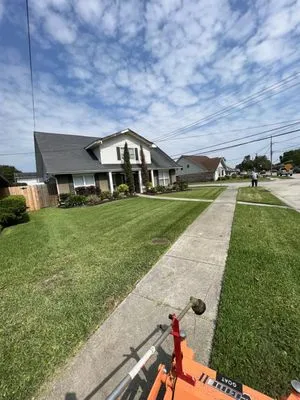 GatorBlade Mowing & Landscaping