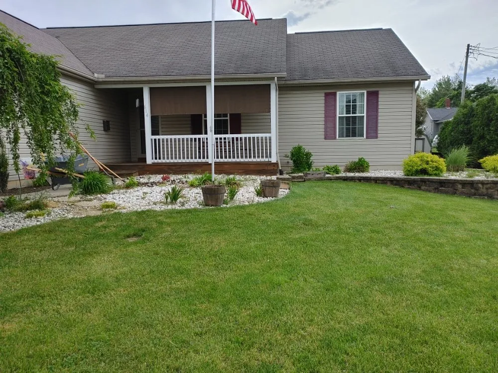 Professional lawn care service in Wauseon, OH - Gator's Grass & Gardens