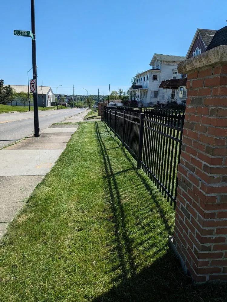 Reliable residential landscaping experts serving Warren, OH - Gator's Lawn Care Services