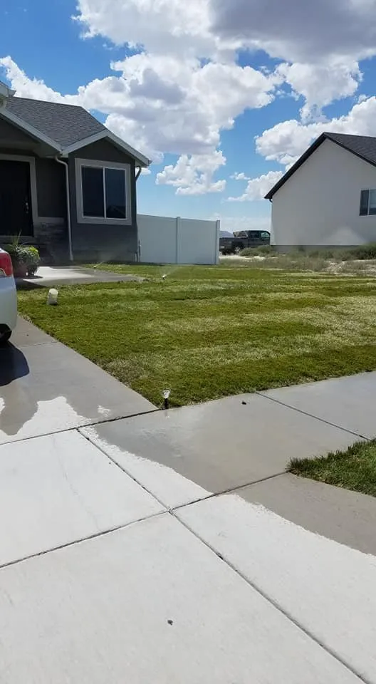 Trusted lawn care service experts serving Eagle Mountain, UT - Gaytans Landscape & Tree services