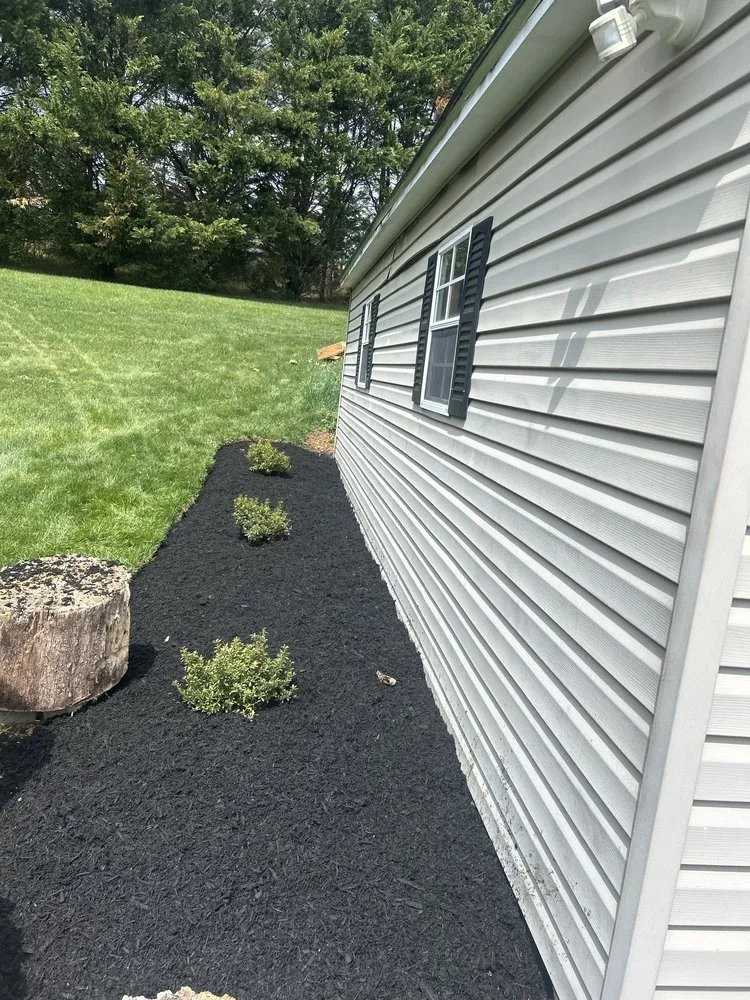 Top-rated yard cleanup service in Germantown, MD - G&B Landscaping