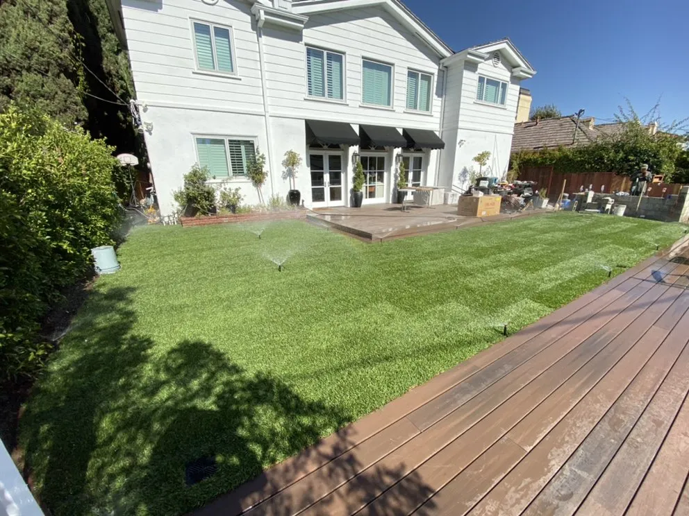 Professional lawn mowing service near you in Los Angeles, CA by GB Landscaping