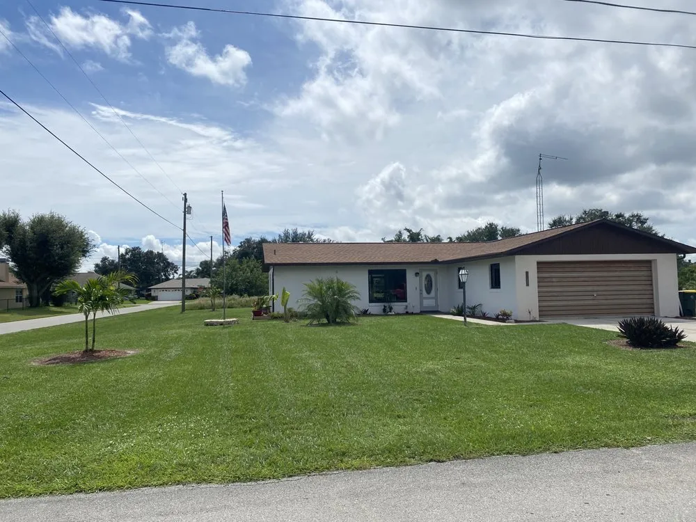 Custom landscaping services for beautiful yards across Sebring, FL - G&B Lawn Care