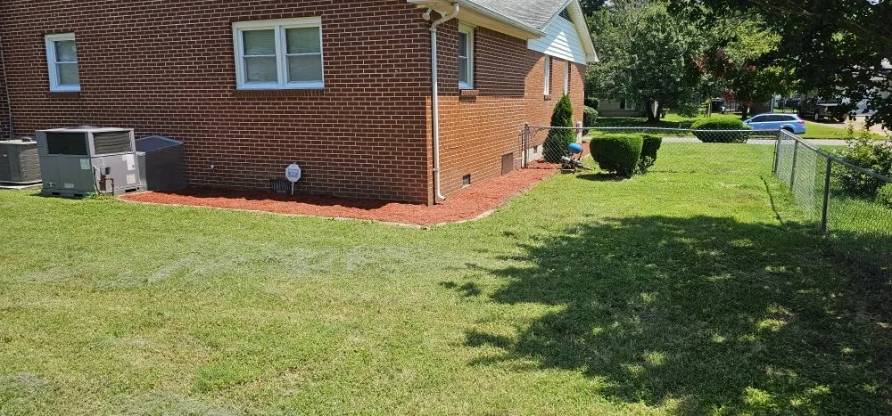Custom yard maintenance in Chesapeake, VA - GB Lawn Service