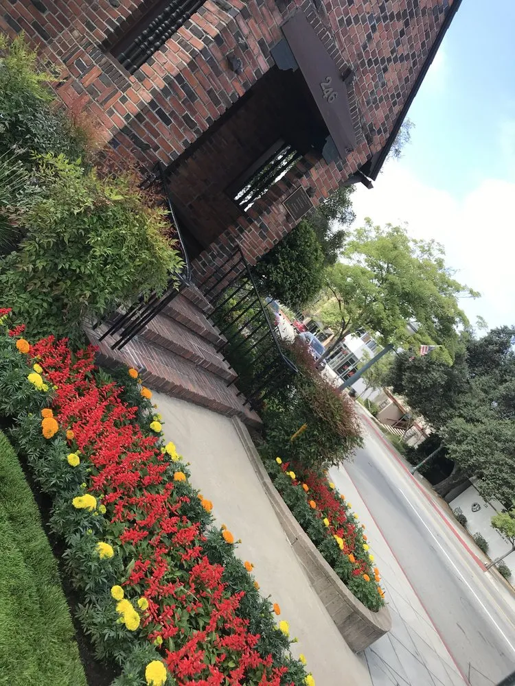 Top-rated garden landscaping in Duarte, CA by Gbanuelos Landscaping