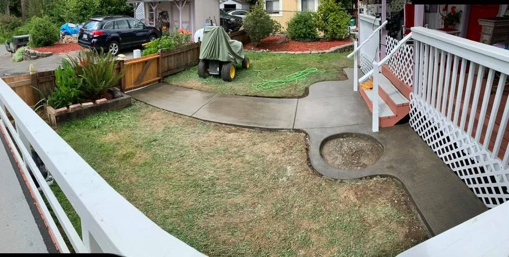 Reliable yard cleanup service for outdoor upgrades across Everett, WA - GC Contracting