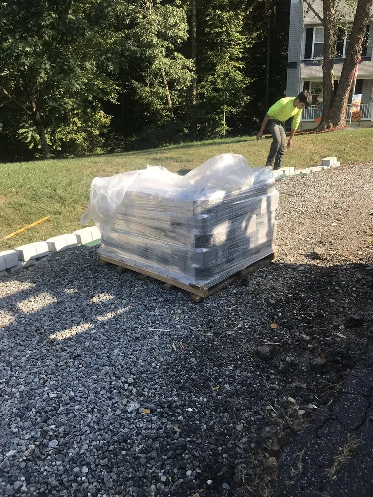 Affordable lawn care service in Fredericksburg, VA by G&C Lawn Care