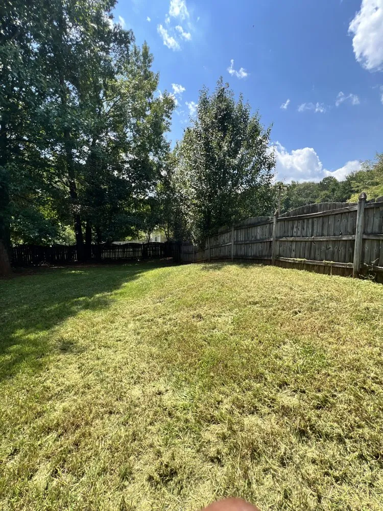 Expert lawn mowing service in Lithonia, GA - G&C Lawncare