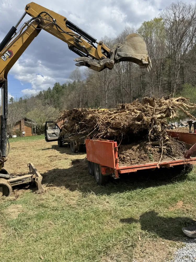 Trusted yard cleanup service in Hampton, TN - GC Services