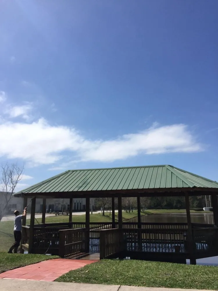 Local yard maintenance in Jacksonville, FL - GC Services