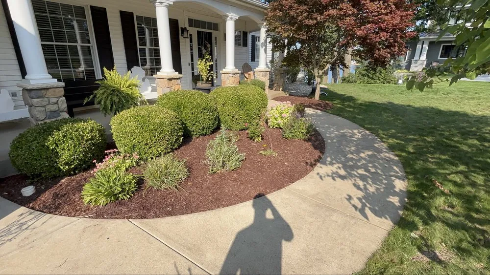 Professional yard cleanup service experts serving Kalamazoo, MI - G&D Landscape
