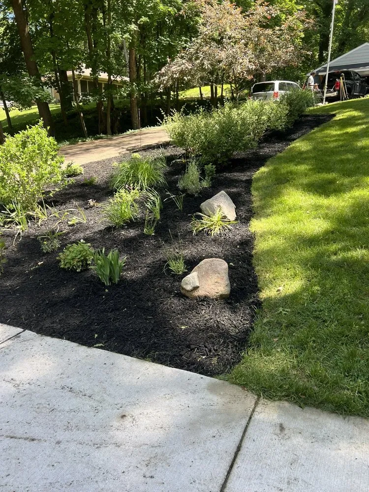 Expert landscape installation near you in Kalamazoo, MI by G&D Landscape