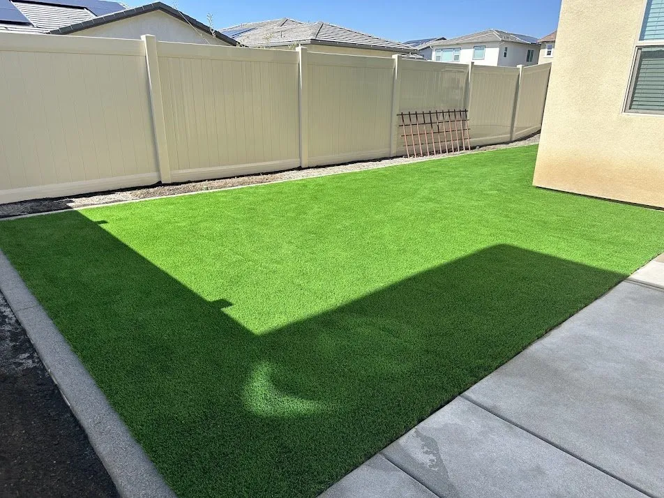 Professional yard maintenance experts serving Escondido, CA - GDJ Landscaping
