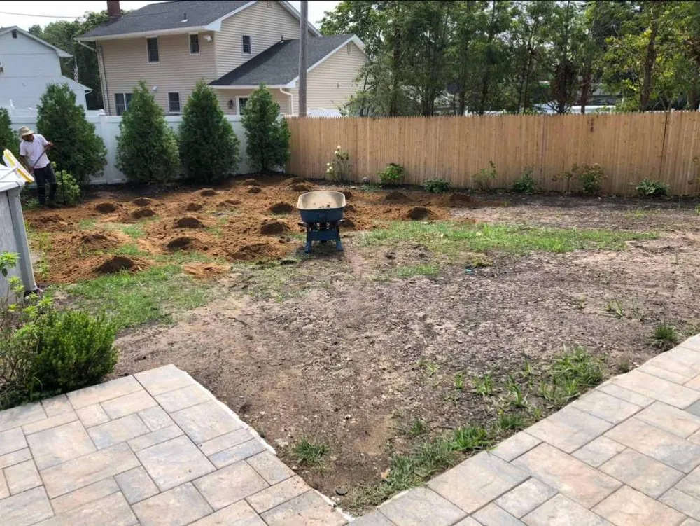 Expert yard cleanup service experts serving Coram, NY - GDL Pro Service