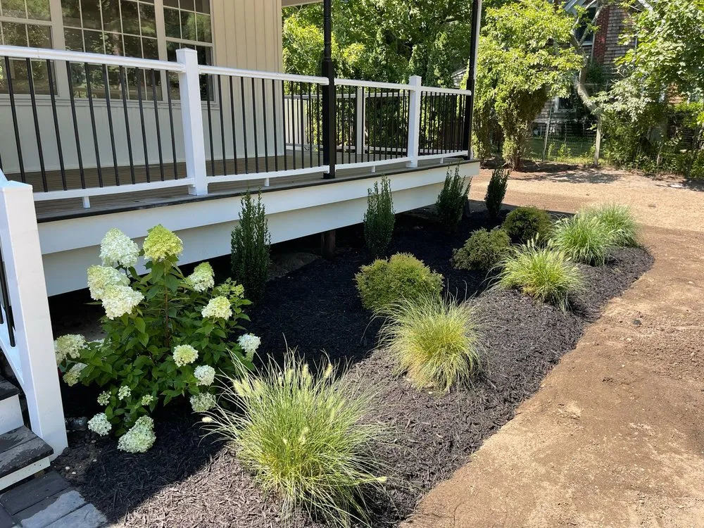 Trusted lawn mowing service experts serving Coram, NY - GDL Pro Service