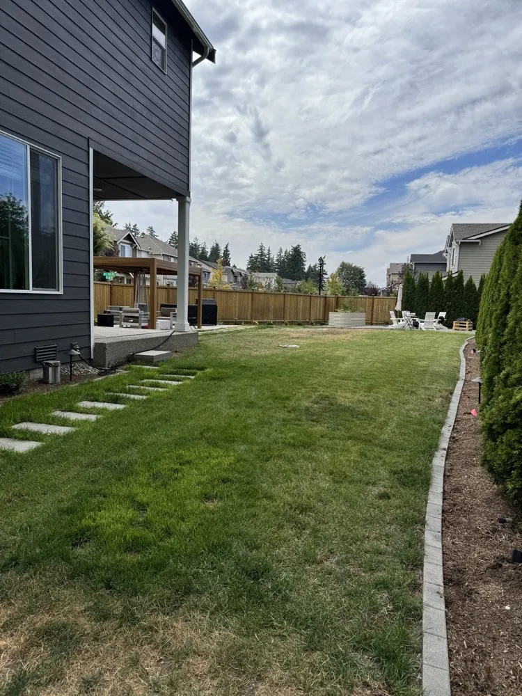 Reliable yard maintenance for beautiful yards across Renton, WA - G&E Landscape Contractor