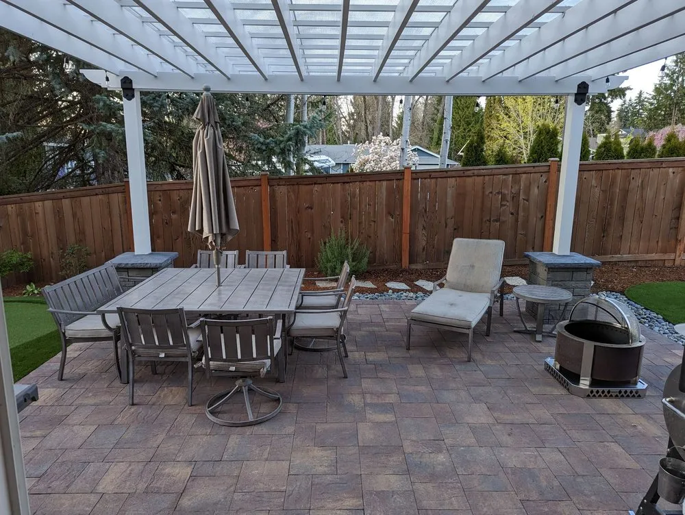 Professional landscaping services for year-round maintenance across Renton, WA - G&E Landscape Contractor