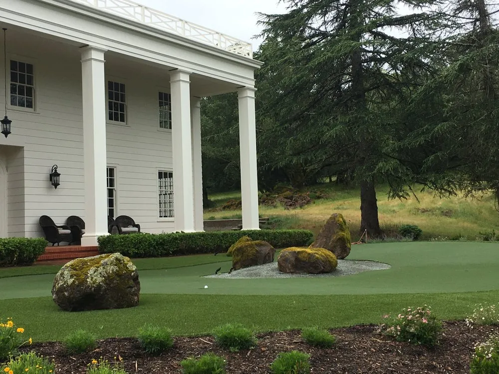 Custom garden landscaping in Healdsburg, CA by Geared for Growing