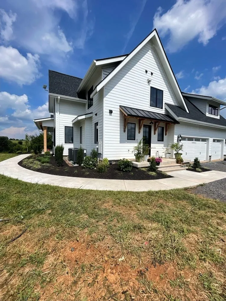 Custom landscape design in Culpeper, VA by Gearing Landscaping