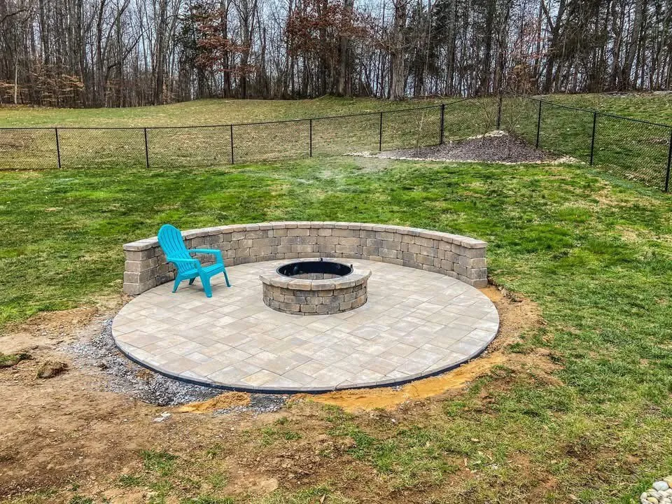 Trusted lawn mowing service in Shreveport, LA by Geaux Cajun