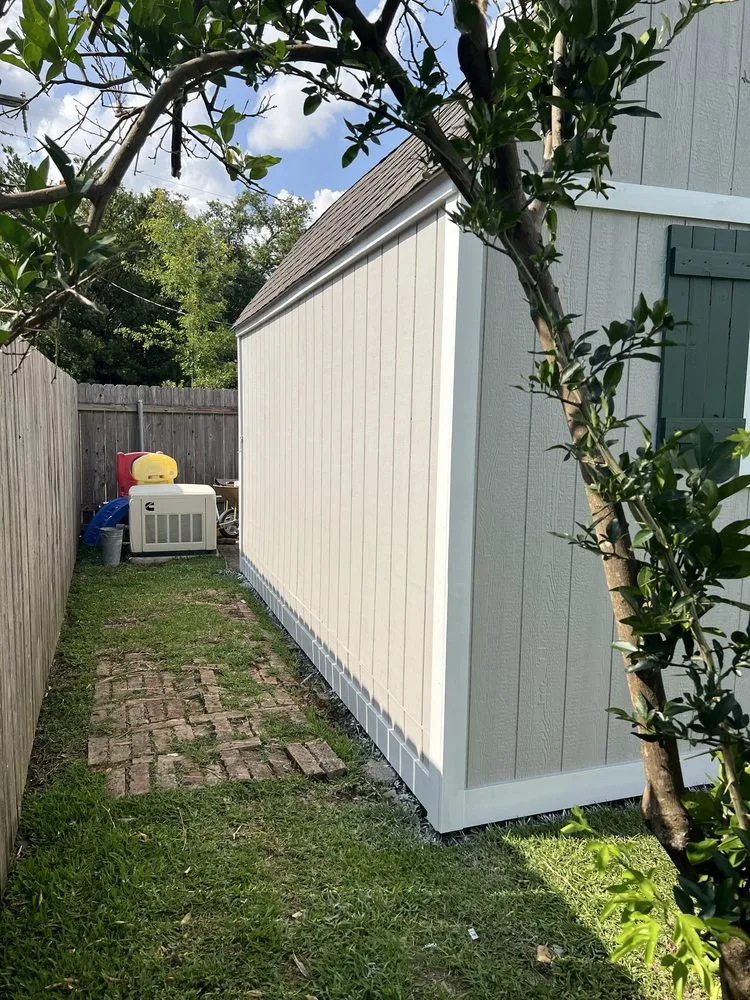 Top-rated lawn mowing service experts serving Chalmette, LA - Geaux-N-Green Painting & Home Repair