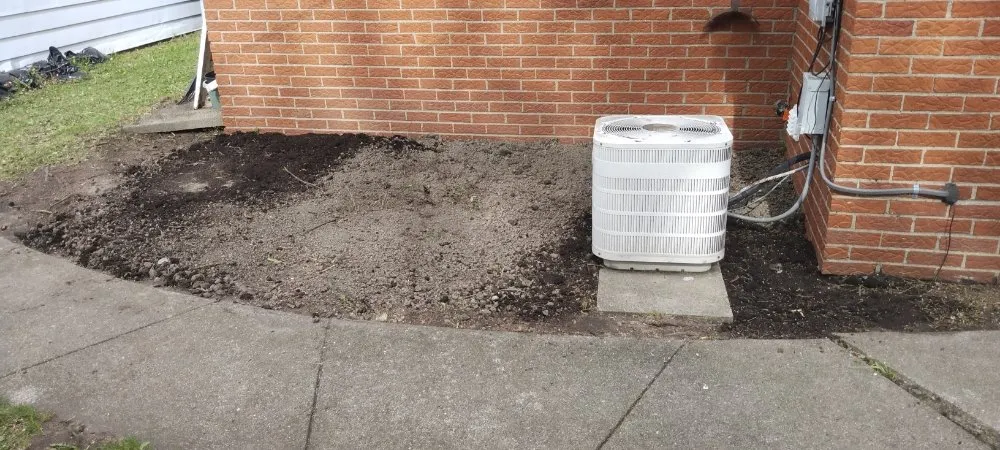 Top-rated yard cleanup service for beautiful yards across Ferndale, MI - Geci's Lawncare & Outdoor Services