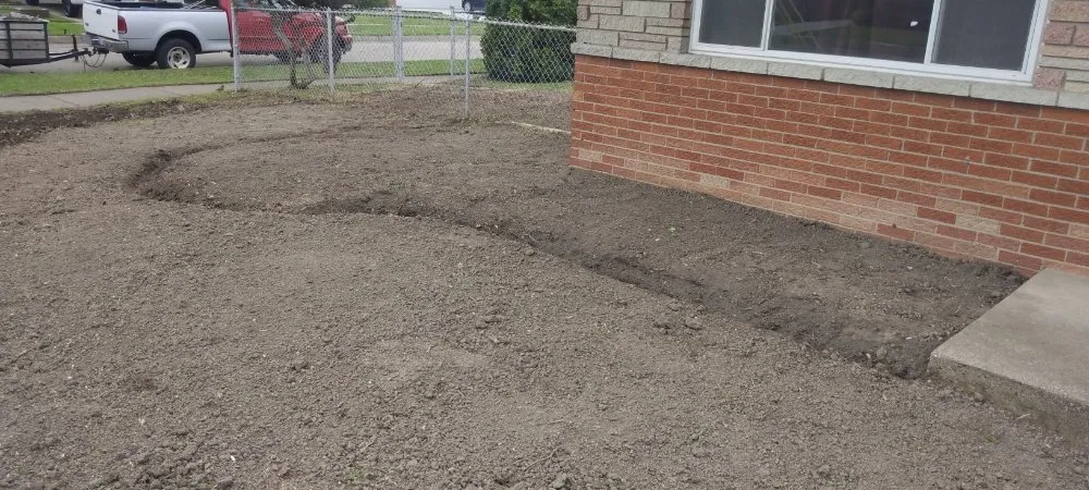 Custom outdoor landscaping experts serving Ferndale, MI - Geci's Lawncare & Outdoor Services