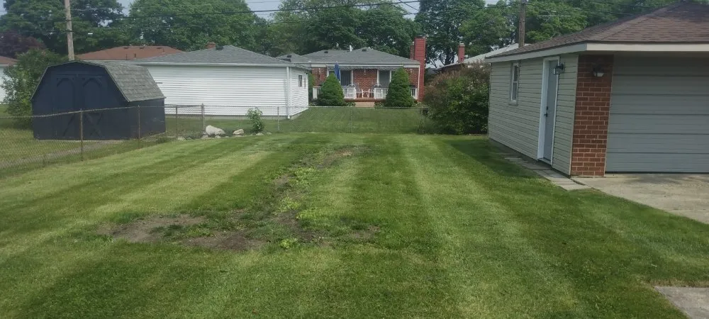 Affordable landscape installation experts serving Ferndale, MI - Geci's Lawncare & Outdoor Services