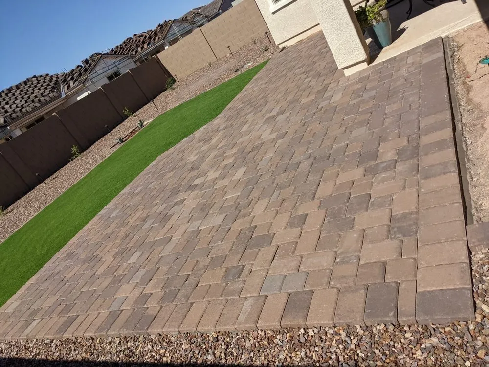 Top-rated yard maintenance in Mesa, AZ - Geev Landscaping