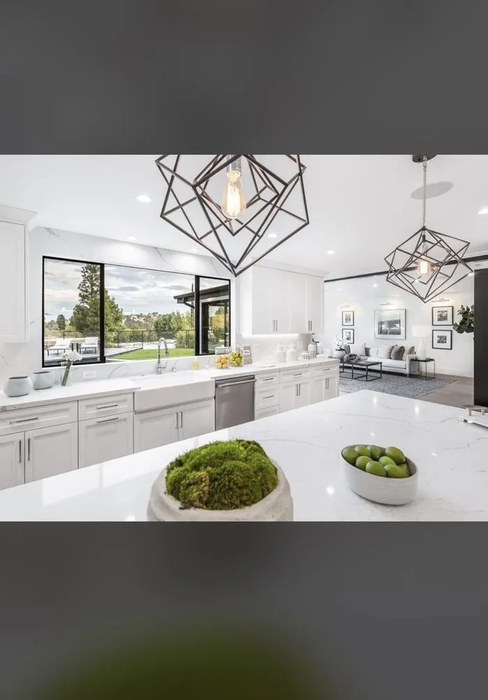 Local lawn mowing service experts serving Oakland, CA - Geico Builders