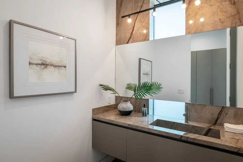 Expert lawn care service in Oakland, CA - Geico Builders