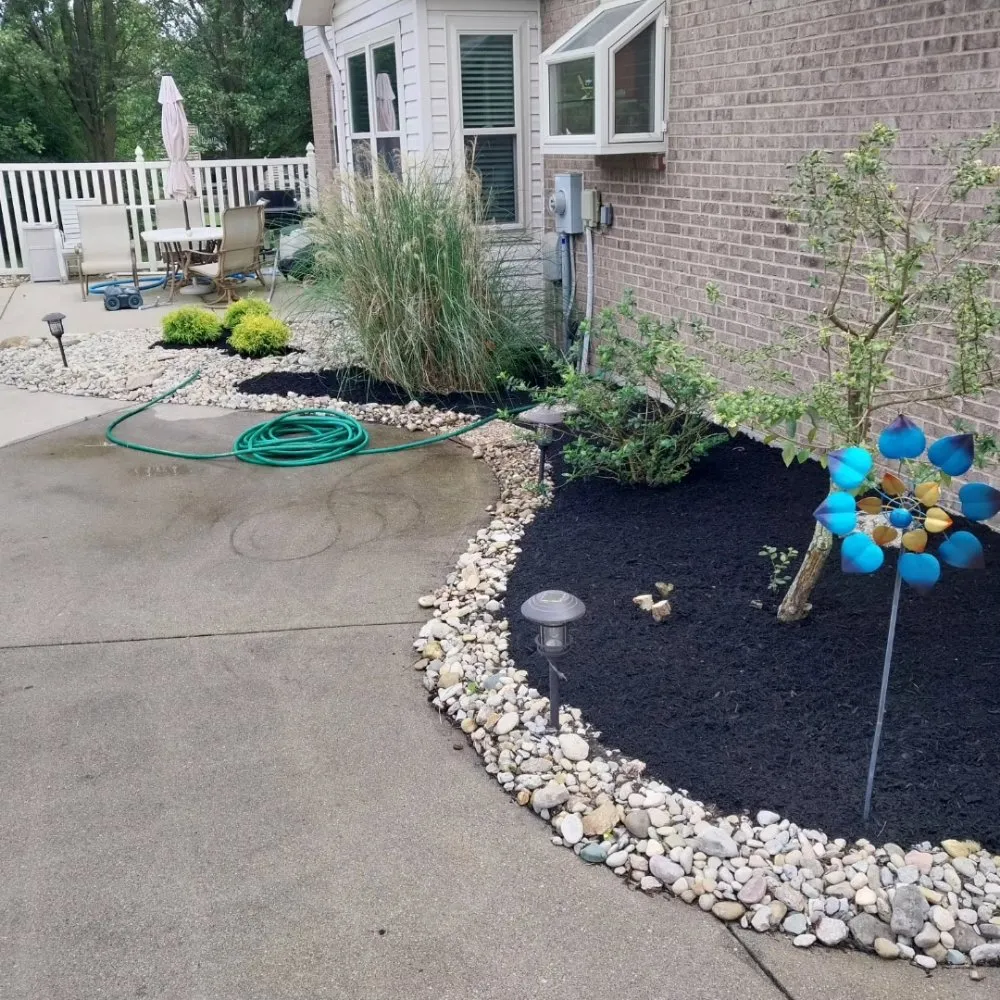 Affordable lawn mowing service with custom design in Cincinnati, OH by Geiger Greenscapes