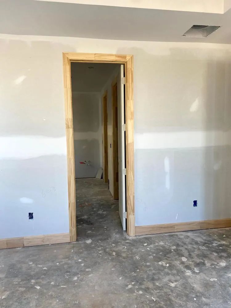 Reliable yard cleanup service for year-round maintenance in Dunwoody, GA by Gelato construction