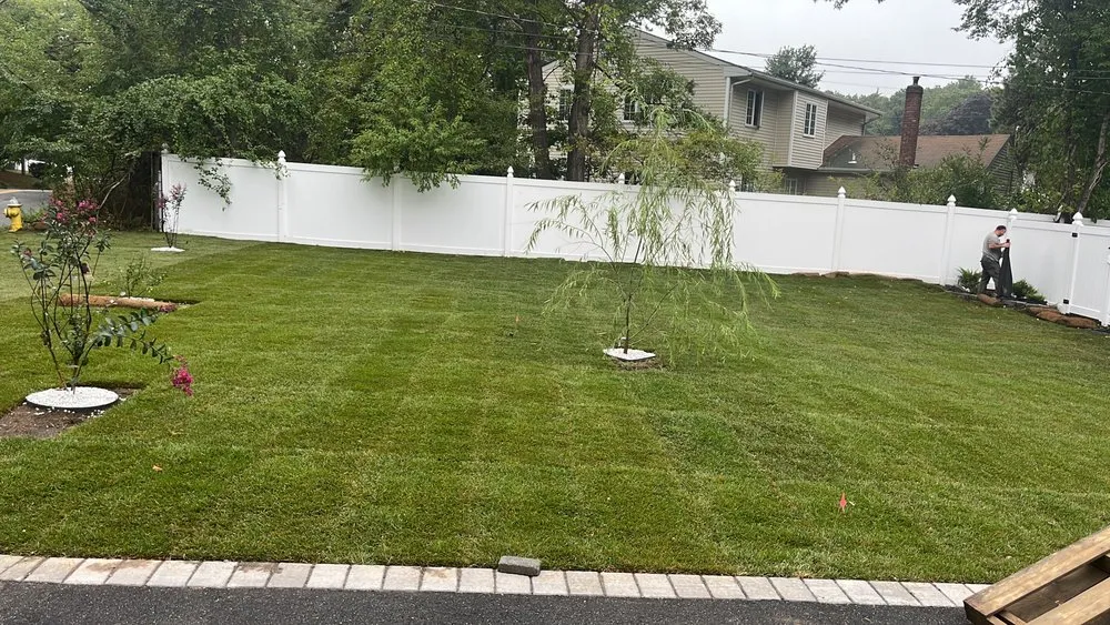 Expert yard maintenance in Deer Park, NY - Gem landscaping