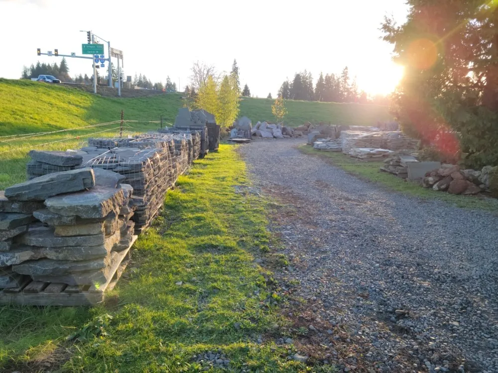 Custom lawn care service experts serving Tualatin, OR - GEM Rock and Landscaping