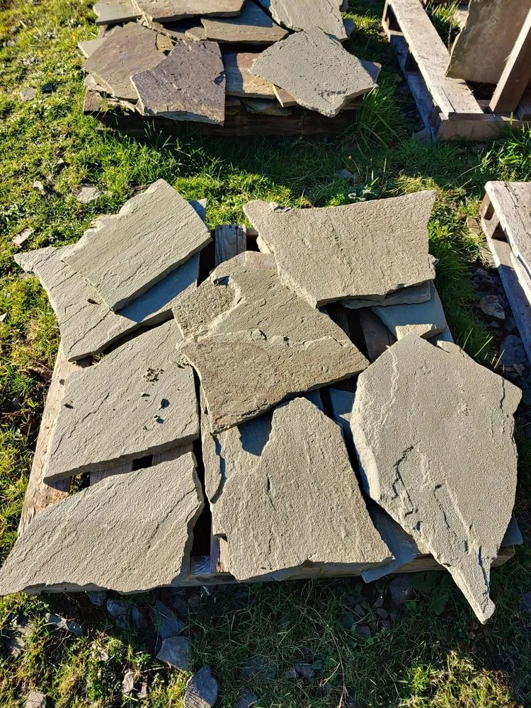 Affordable yard cleanup service with custom design in Tualatin, OR by GEM Rock and Landscaping