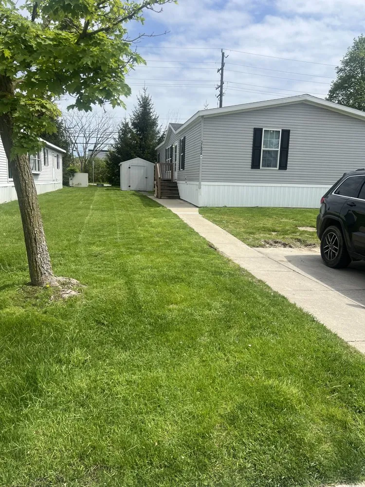 Professional garden landscaping experts serving Detroit, MI - Gemini Landscaping