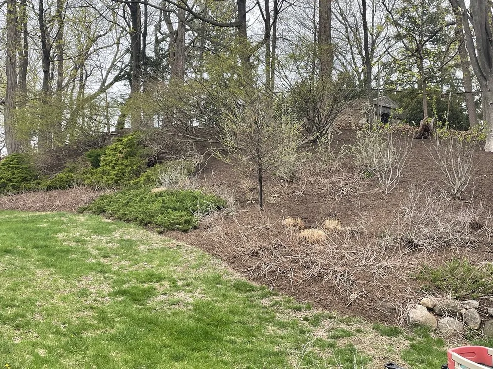 Top-rated lawn mowing service for homes in Mahwah, NJ by Gemini Landscaping