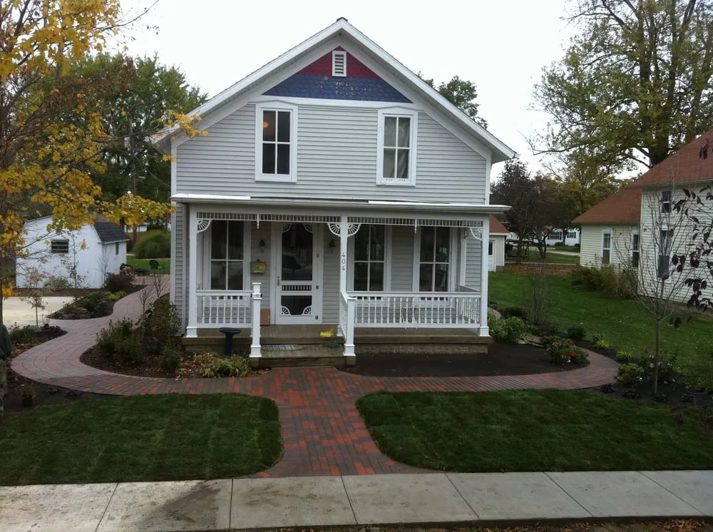 Professional residential landscaping experts serving Three Oaks, MI - Gemini Lawn & Landscaping