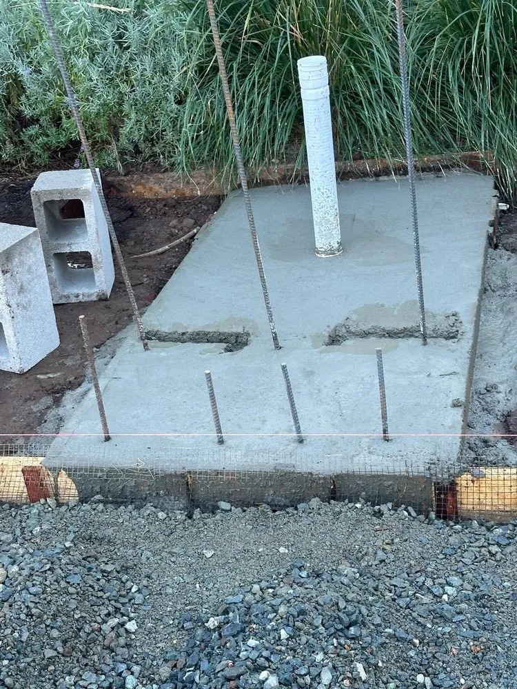 Affordable yard maintenance in Sonoma, CA by Genaro's Landscape Maintenance