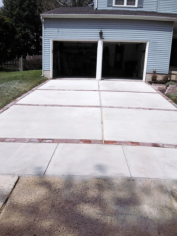 Professional residential landscaping in Gloucester Township, NJ by General Contractors Co
