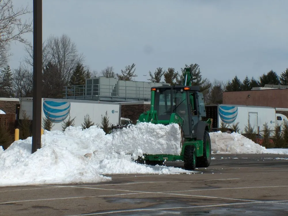 Expert yard cleanup service for year-round maintenance in Ashville, OH by General Environmental Services