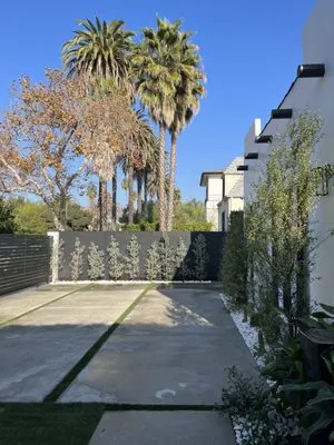 General Grounds Landscaping Logo