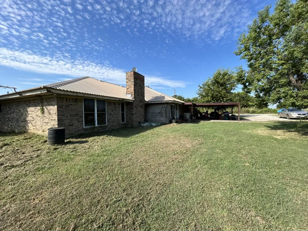 Top-rated yard cleanup service with custom design in Alvarado, TX by General Labor and Repair