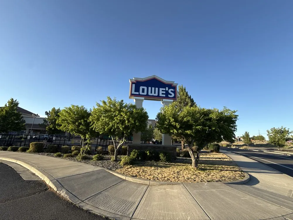 Expert lawn care service in Redmond, OR by General Landscaping