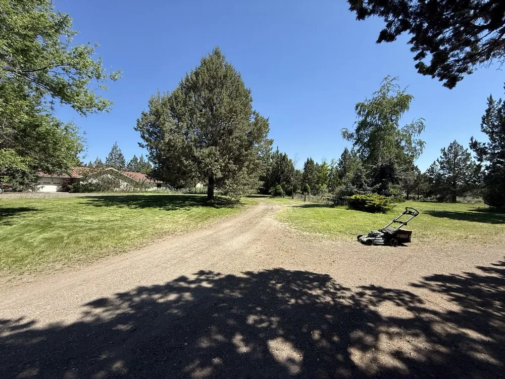 Custom garden landscaping for year-round maintenance in Redmond, OR by General Landscaping