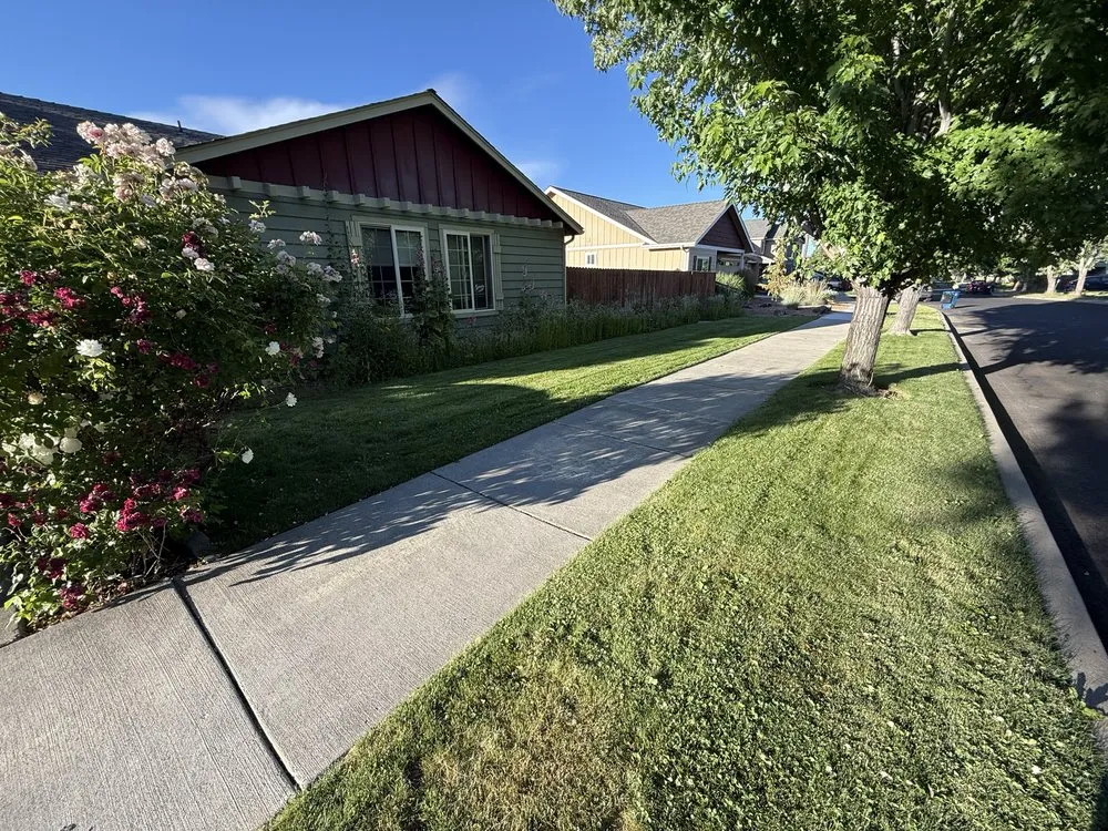 Professional landscaping services experts serving Redmond, OR - General Landscaping