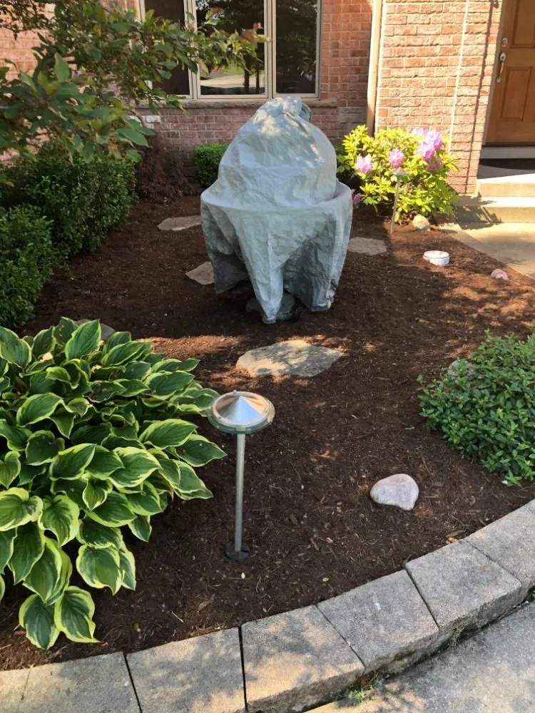 Local yard cleanup service in Harvard, IL - General Landscaping Services