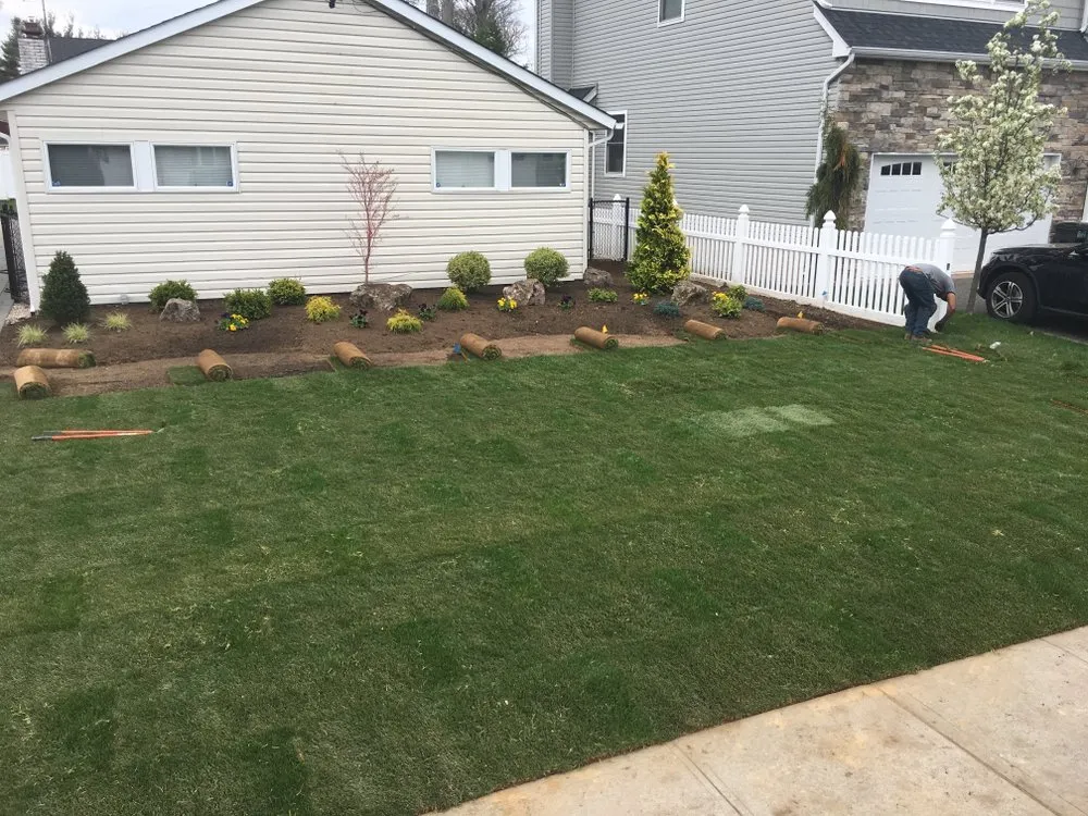 Professional residential landscaping in Franklin Square, NY - General lawn care landscaping